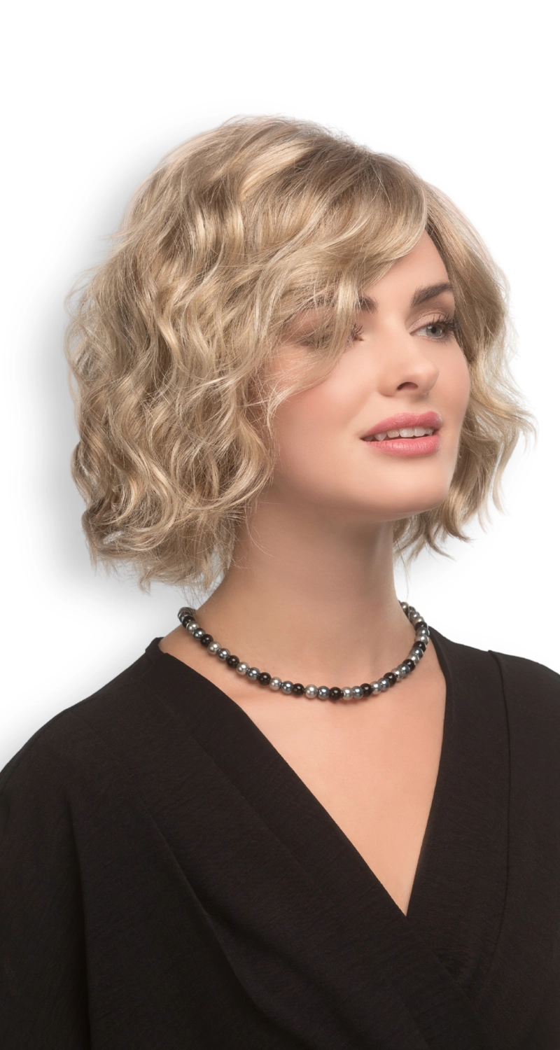 Easy-care synthetic wig